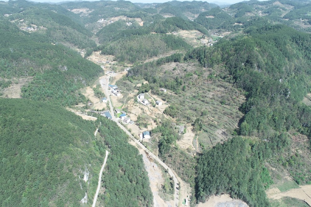 路愈宽，景愈明，可待漫慢行——朝天区曾家镇（曾家场镇至荣乐养生谷）段道路改建工程建设侧记